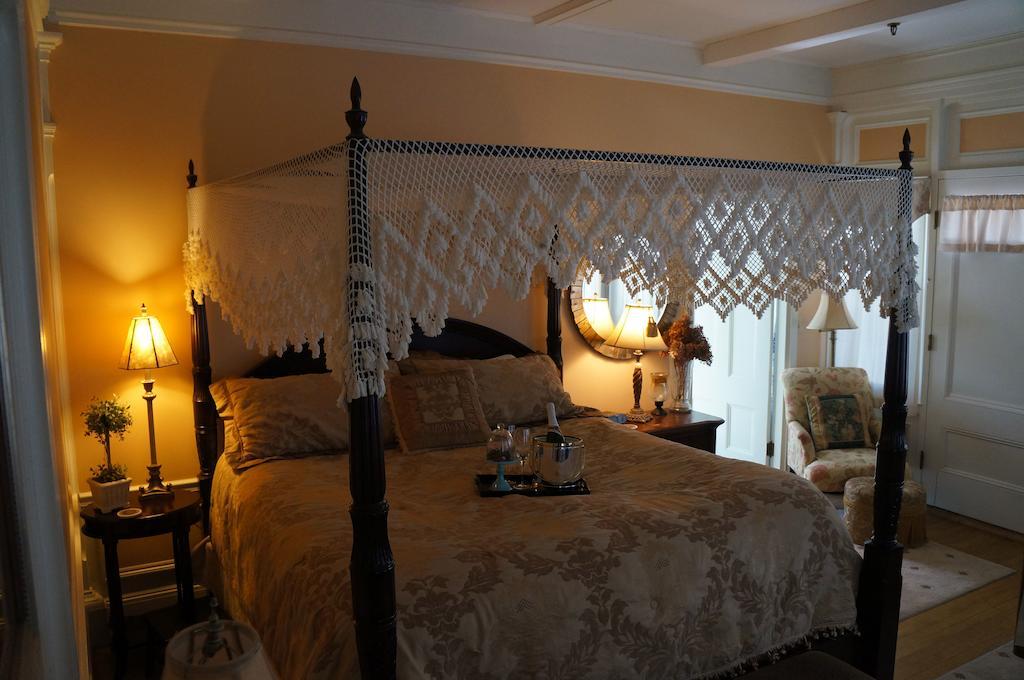 Silver Fountain Inn Довер Номер фото